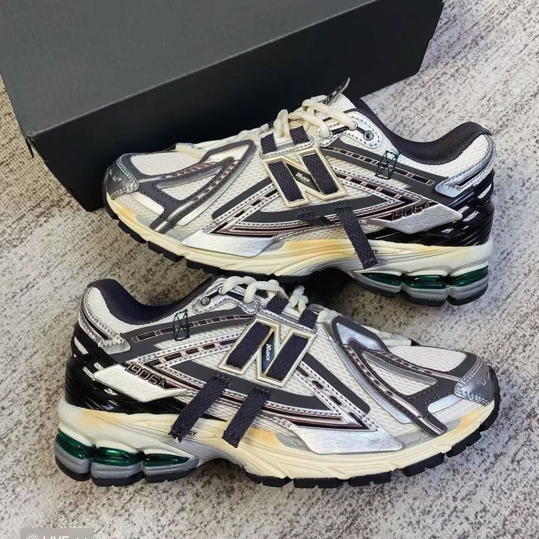 New Balance 1906A