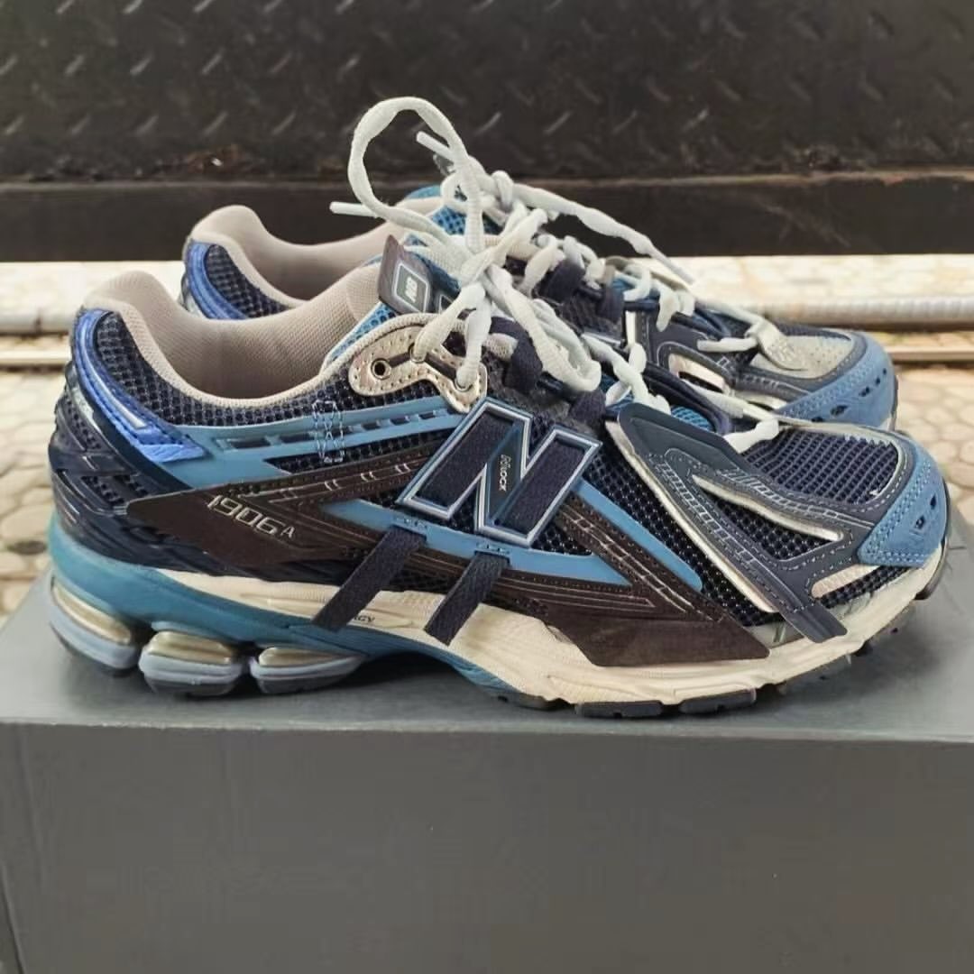 New Balance 1906A