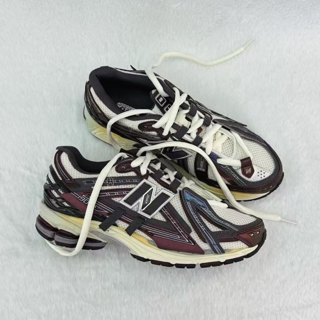 New Balance 1906A